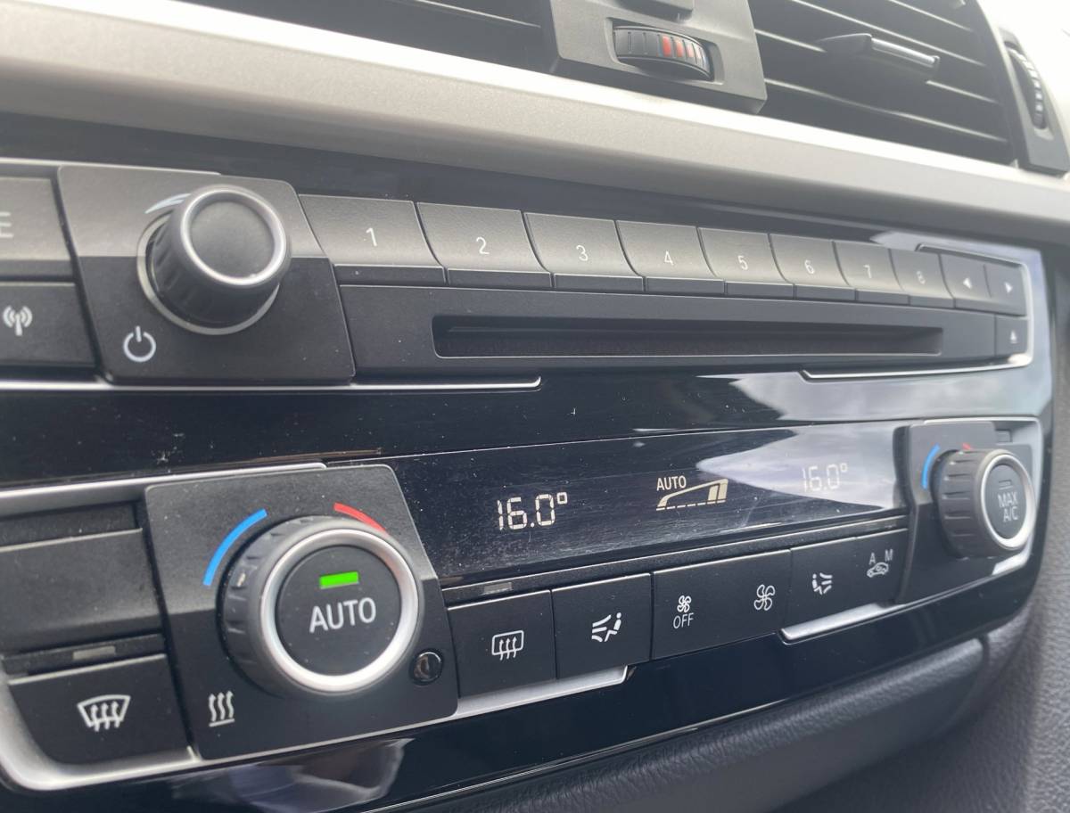 BMW 3 Serie BMW 3-serie Touring 320i Exec. M-sport/ 18″/ HUD/ Virtual CP/ Premium Audio/ Trekhaak