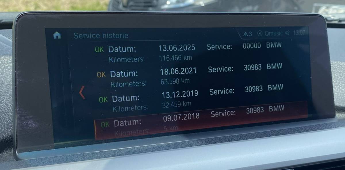 BMW 3 Serie BMW 3-serie Touring 320i Exec. M-sport/ 18″/ HUD/ Virtual CP/ Premium Audio/ Trekhaak