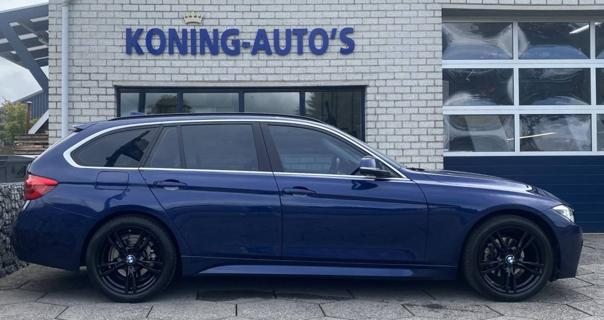 BMW 3 Serie BMW 3-serie Touring 320i Exec. M-sport/ 18″/ HUD/ Virtual CP/ Premium Audio/ Trekhaak