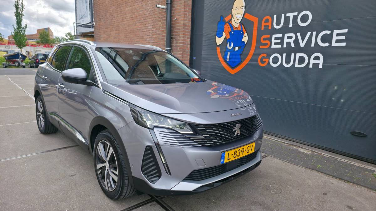 Peugeot 3008 Peugeot 3008 1.2 PureTech Blue Lease Premium