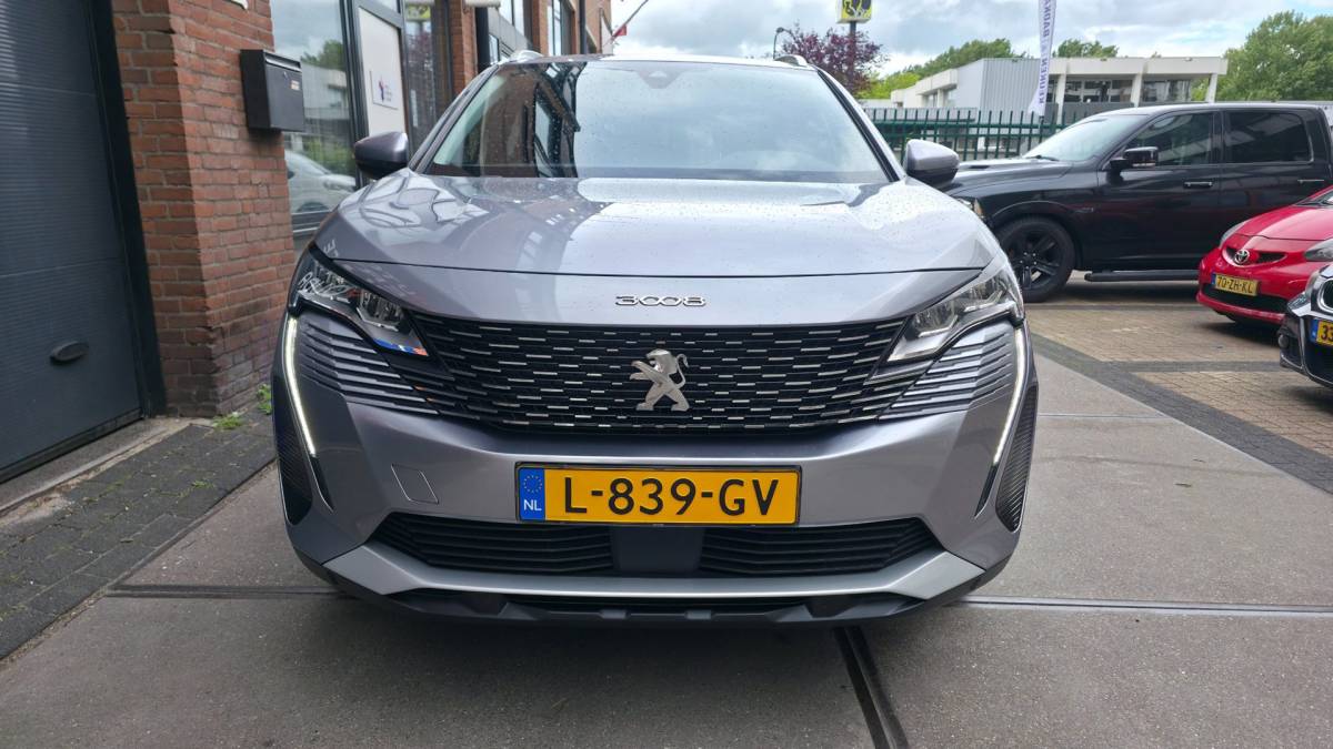 Peugeot 3008 Peugeot 3008 1.2 PureTech Blue Lease Premium