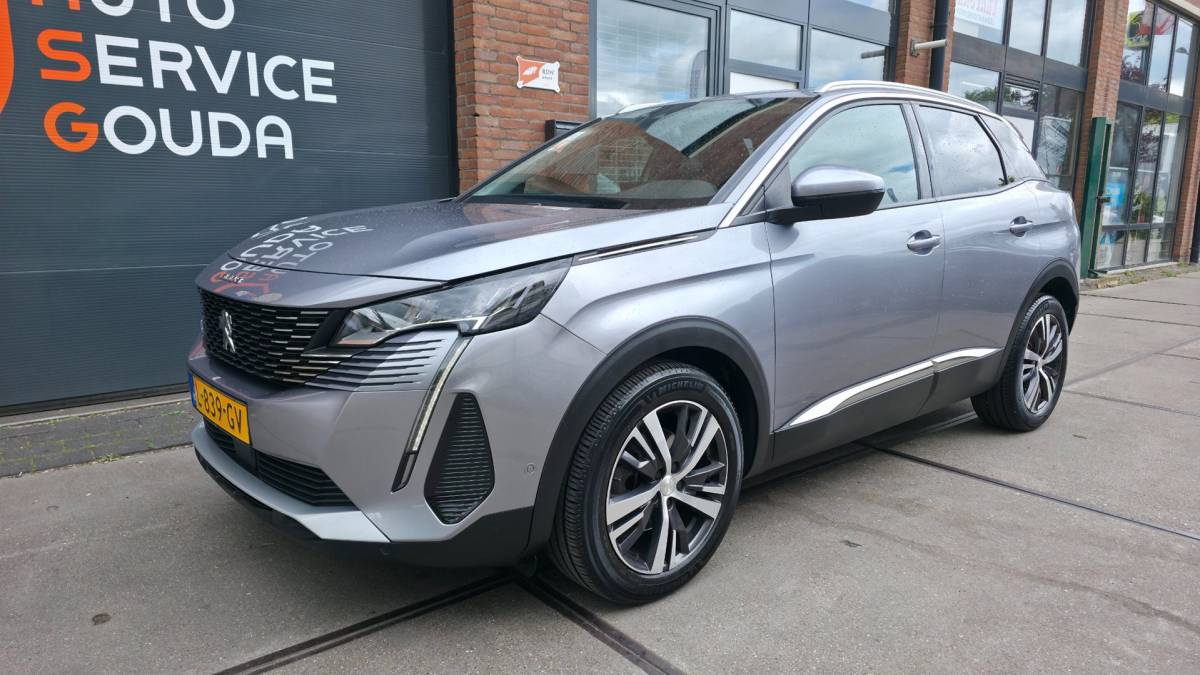 Peugeot 3008 Peugeot 3008 1.2 PureTech Blue Lease Premium