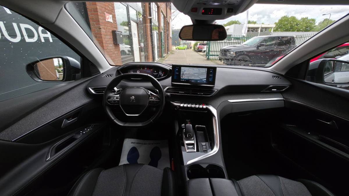 Peugeot 3008 Peugeot 3008 1.2 PureTech Blue Lease Premium