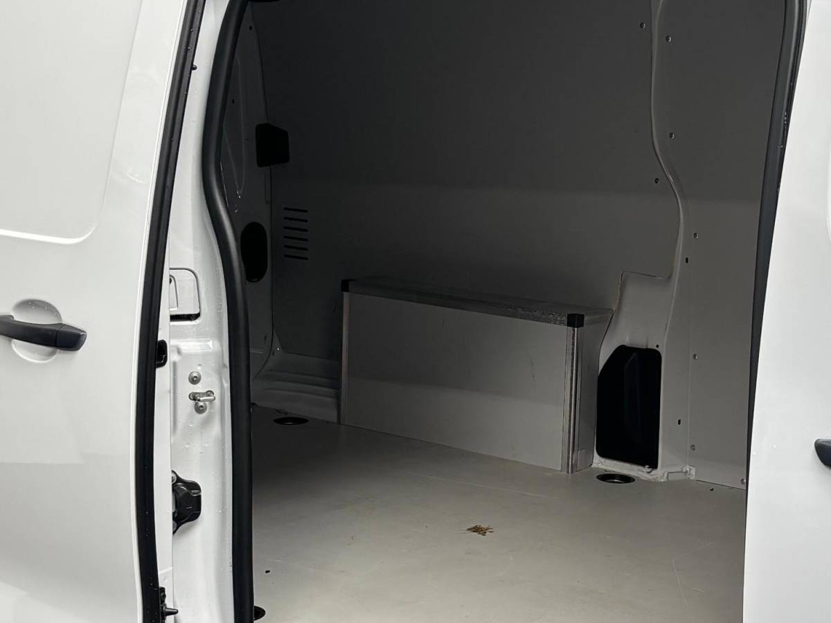 Fiat Scudo Fiat Scudo 1.5 MultiJet L3H1 Cruise Control Parkeersensoren Airco 3 Zits