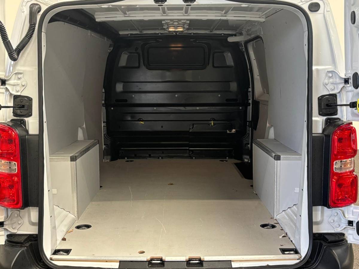 Fiat Scudo Fiat Scudo 1.5 MultiJet L3H1 Cruise Control Parkeersensoren Airco 3 Zits
