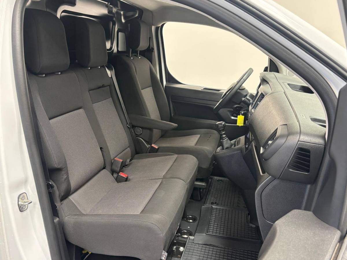 Fiat Scudo Fiat Scudo 1.5 MultiJet L3H1 Cruise Control Parkeersensoren Airco 3 Zits
