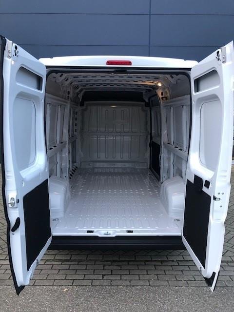 Citroën Jumper Citroen Jumper 2.2 BlueHDi L3H2 3.5t | 165 PK | Handgeschakeld | 3-Zits | Airco | Cruise Control | Radio | Nieuw uit voorraad | Direct leverbaar