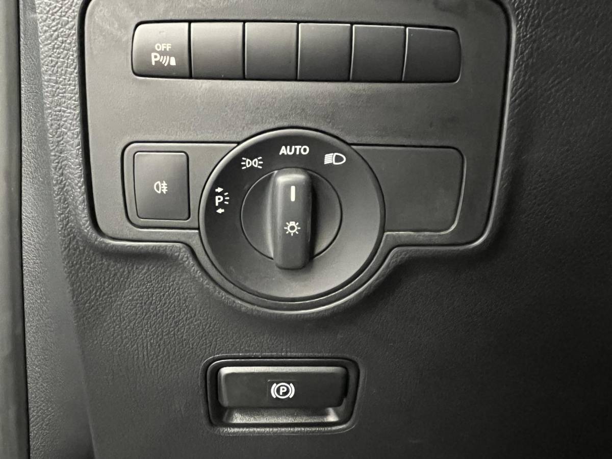 Mercedes-Benz Vito Mercedes-Benz Vito 119 CDI Extra Lang Automaat Camera Navigatie Stoelverwarming Cruise Control Trekhaak