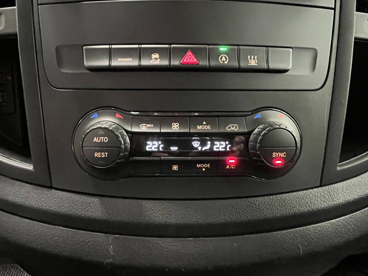 Mercedes-Benz Vito Mercedes-Benz Vito 119 CDI Extra Lang Automaat Camera Navigatie Stoelverwarming Cruise Control Trekhaak