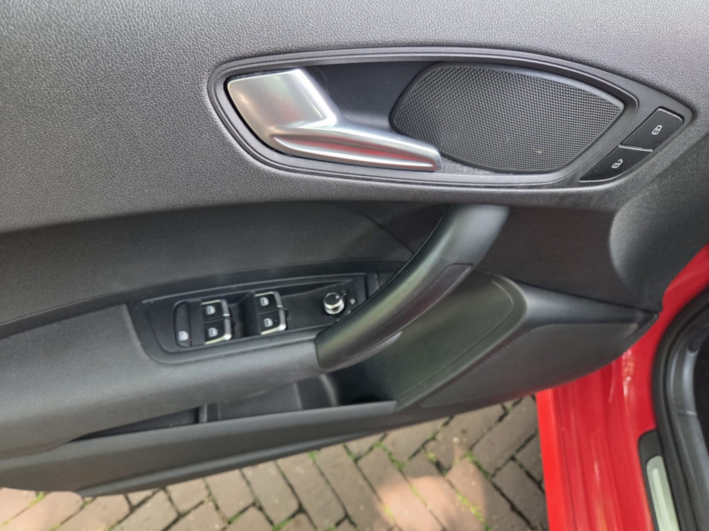 Audi A1 Sportback Audi A1 Sportback 1.0 TFSI Adrenalin