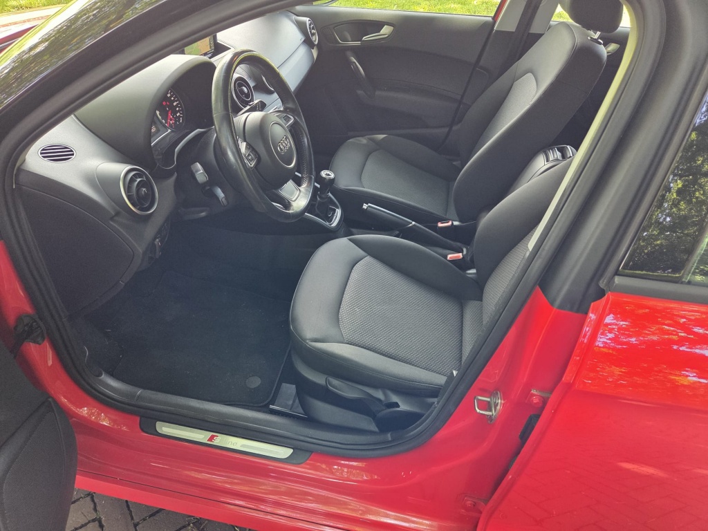 Audi A1 Sportback Audi A1 Sportback 1.0 TFSI Adrenalin