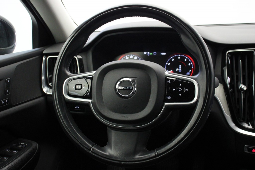 Volvo V60 Volvo V60 2.0 B3 Inscription Automaat – Carplay, Camera, Leer, Memory, Stoelverw. Afn. Trekhaak