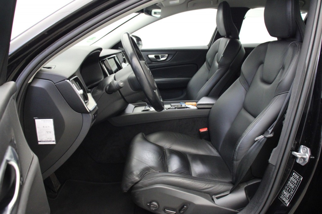 Volvo V60 Volvo V60 2.0 B3 Inscription Automaat – Carplay, Camera, Leer, Memory, Stoelverw. Afn. Trekhaak