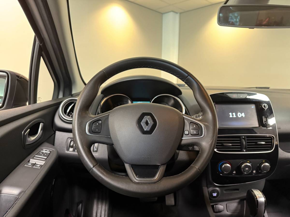 Renault Clio Renault Clio Estate 1.2 TCe Limited *Automaat* Trekhaak|Navi|Cruise|DAB|PDC