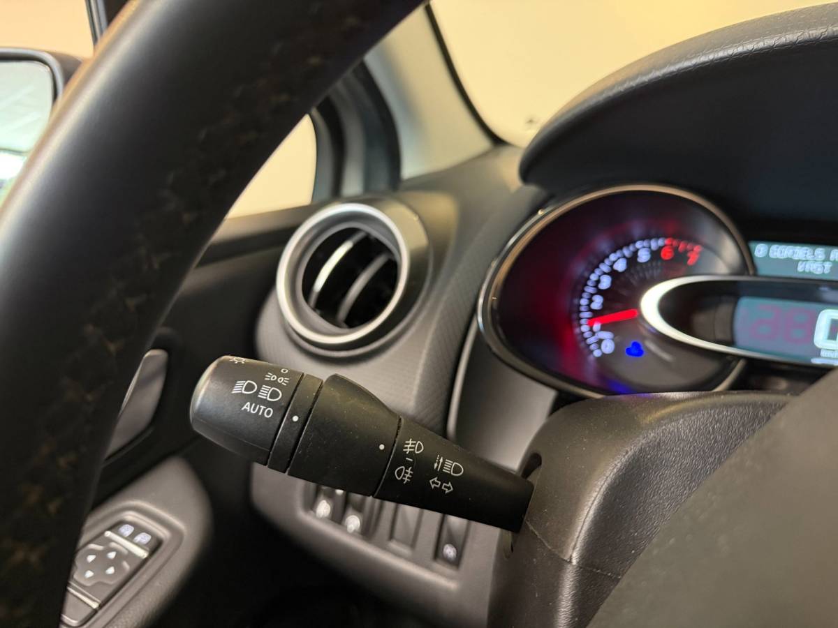 Renault Clio Renault Clio Estate 1.2 TCe Limited *Automaat* Trekhaak|Navi|Cruise|DAB|PDC