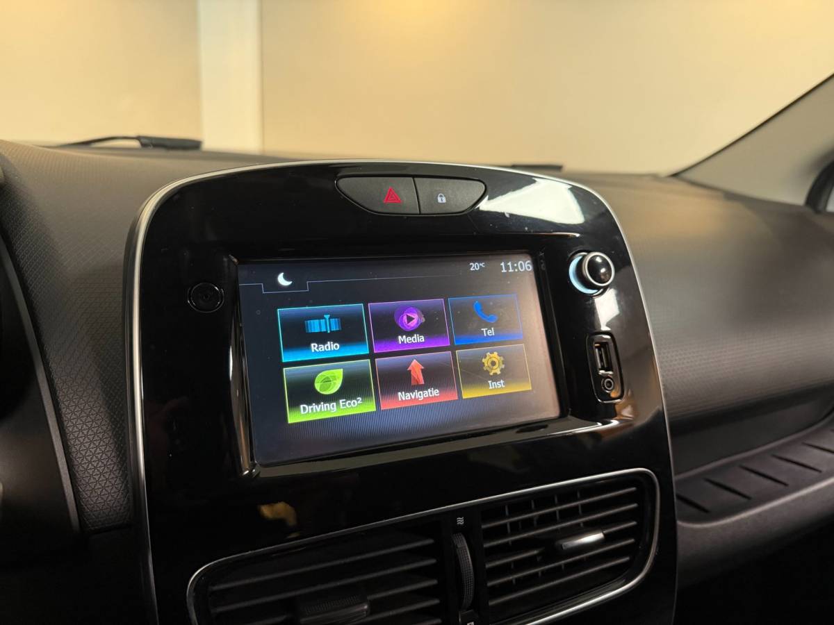 Renault Clio Renault Clio Estate 1.2 TCe Limited *Automaat* Trekhaak|Navi|Cruise|DAB|PDC
