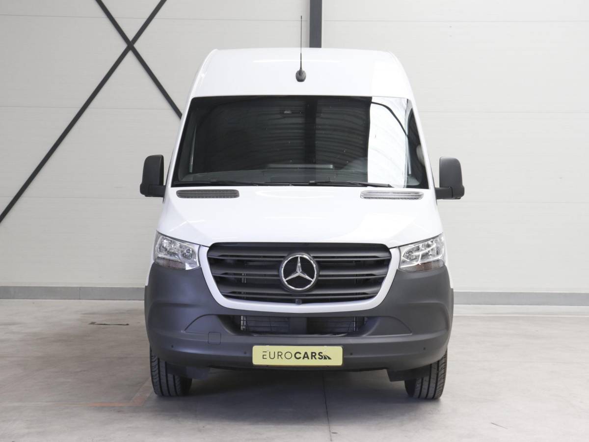 Mercedes-Benz Sprinter Mercedes-Benz Sprinter 315 CDI Automaat L2H2 PRO Airco MBUX Navigatie Adaptive Cruise Control Leder PDC VA + Camera Trekhaak 3500kg Comfortstoel