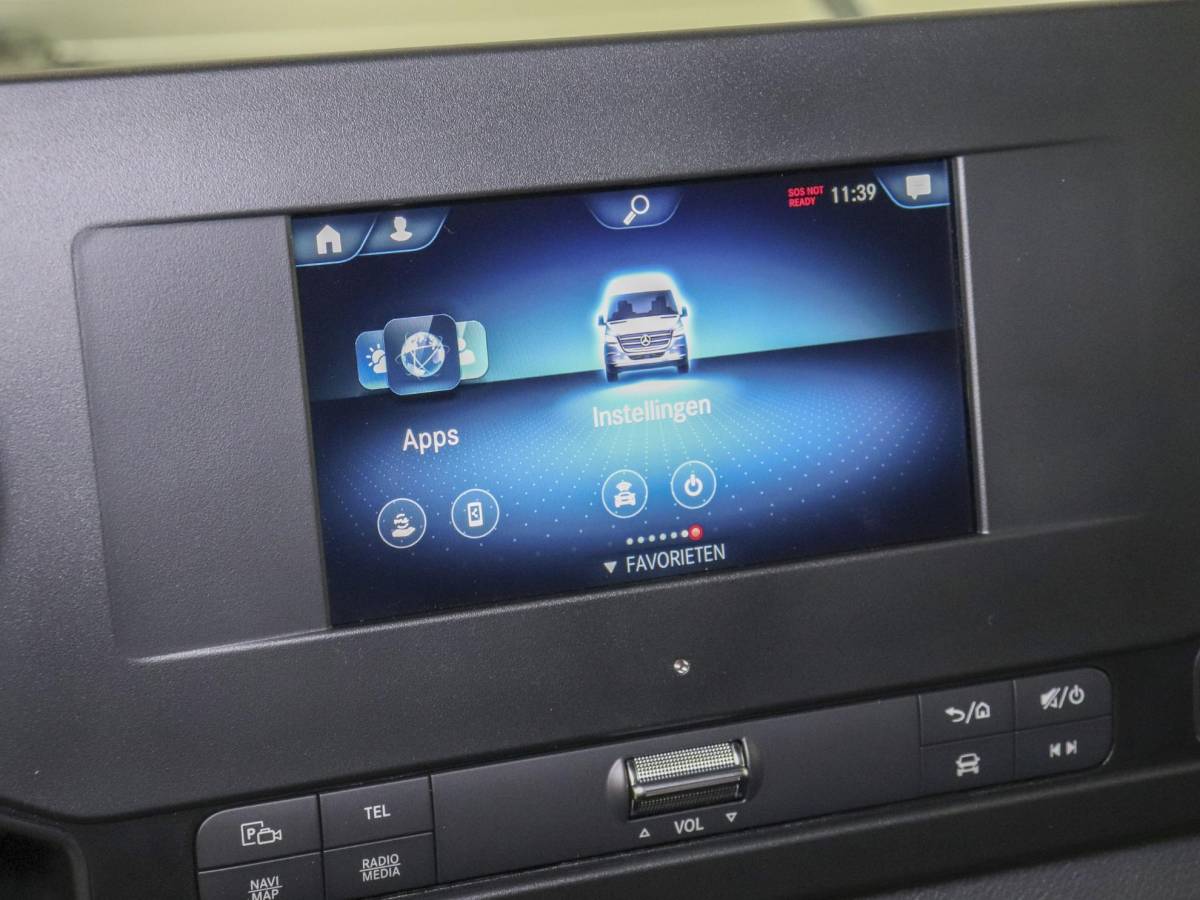 Mercedes-Benz Sprinter Mercedes-Benz Sprinter 315 CDI Automaat L2H2 PRO Airco MBUX Navigatie Adaptive Cruise Control Leder PDC VA + Camera Trekhaak 3500kg Comfortstoel