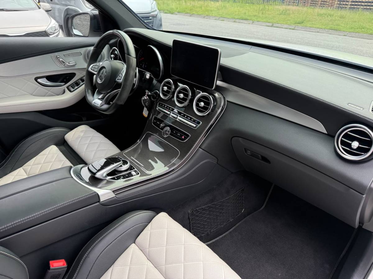 Mercedes-Benz GLC Mercedes-Benz GLC-klasse AMG 43 4MATIC | 3/6/12MND GARANTIE | KUIPSTOELEN | BURMESTER | MEMORY | PANO | ACC | STANDKACHEL | 360 CAMERA | BOMVOL | TREKHAAK |