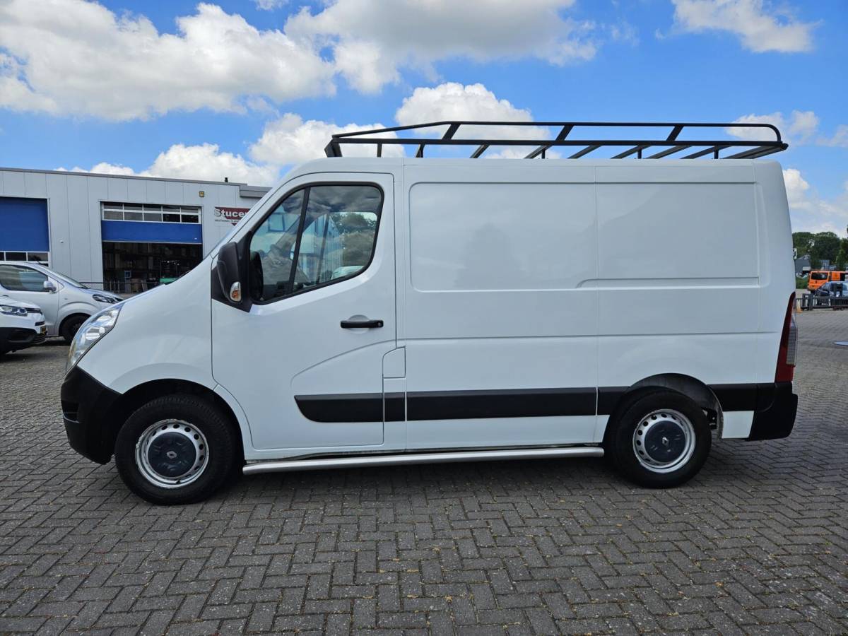 Renault Master Renault Master 2.3 dCi L1H1 Airco Navi 110 PK inrichting