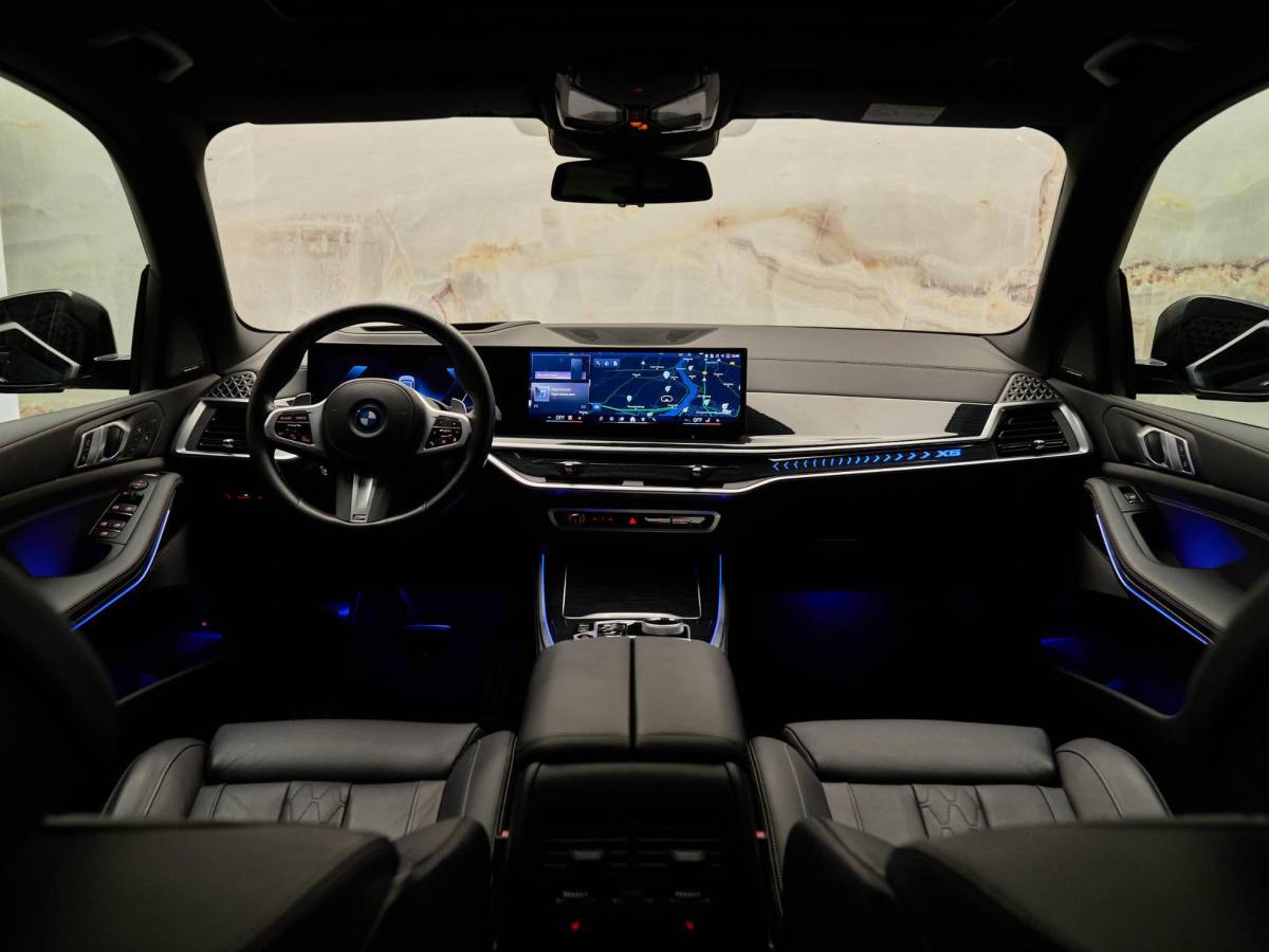BMW X5 BMW X5 xDrive50e M Sport Pro , pano, H/K, tr.haak, luchtv., Merino, memory, 22″, HUD, privacy
