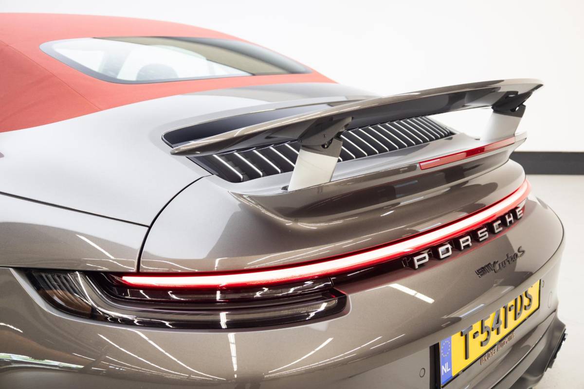 Porsche 911 Porsche 911 Cabrio 3.8 Turbo S | Burmester | PCCB | 360 camera | Lift | Matrix |