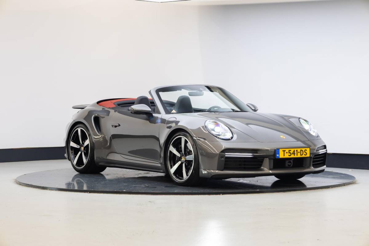 Porsche 911 Porsche 911 Cabrio 3.8 Turbo S | Burmester | PCCB | 360 camera | Lift | Matrix |