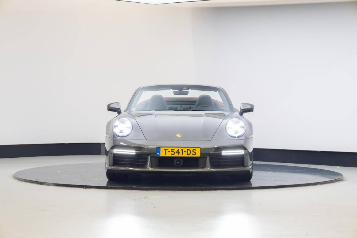 Porsche 911 Porsche 911 Cabrio 3.8 Turbo S | Burmester | PCCB | 360 camera | Lift | Matrix |