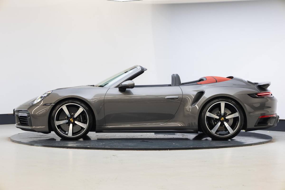 Porsche 911 Porsche 911 Cabrio 3.8 Turbo S | Burmester | PCCB | 360 camera | Lift | Matrix |