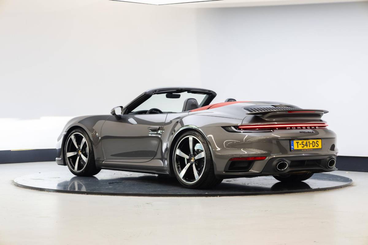 Porsche 911 Porsche 911 Cabrio 3.8 Turbo S | Burmester | PCCB | 360 camera | Lift | Matrix |