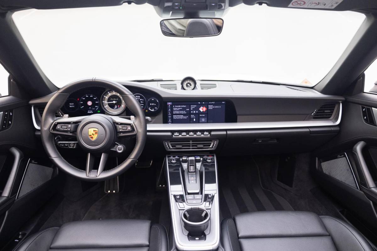 Porsche 911 Porsche 911 Cabrio 3.8 Turbo S | Burmester | PCCB | 360 camera | Lift | Matrix |