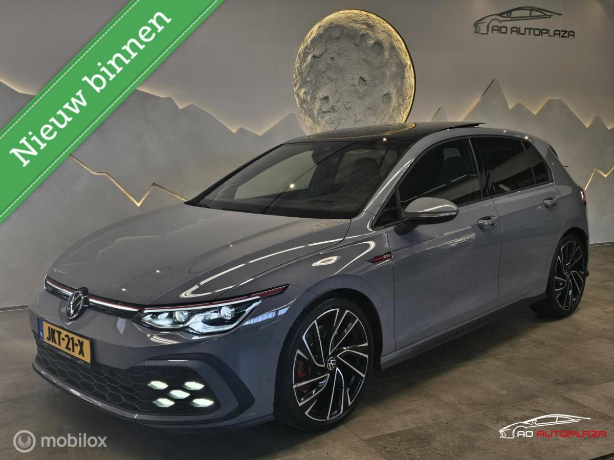Volkswagen Golf Volkswagen Golf 2.0 TSI GTI Panorama/Leder/HUD/Harman Kardon/Stoelventilatie