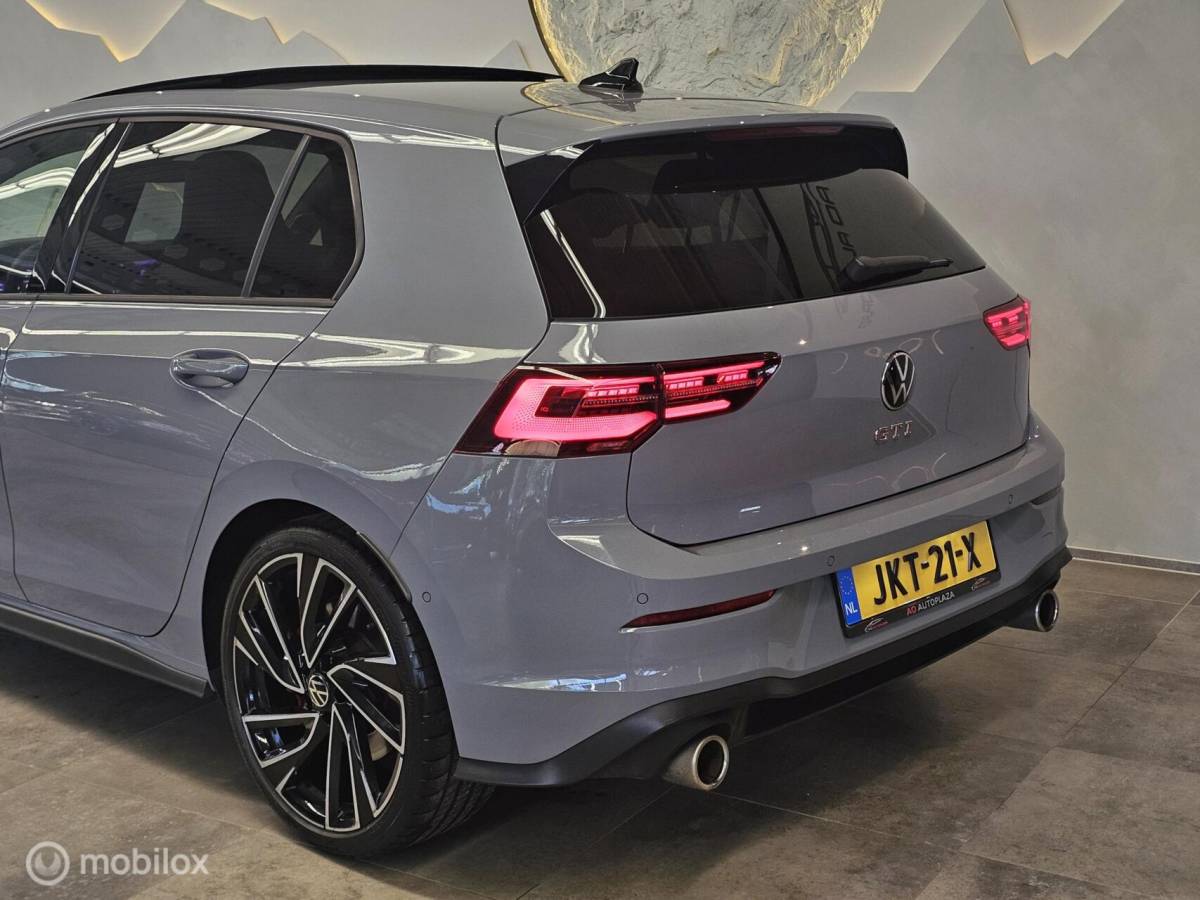 Volkswagen Golf Volkswagen Golf 2.0 TSI GTI Panorama/Leder/HUD/Harman Kardon/Stoelventilatie