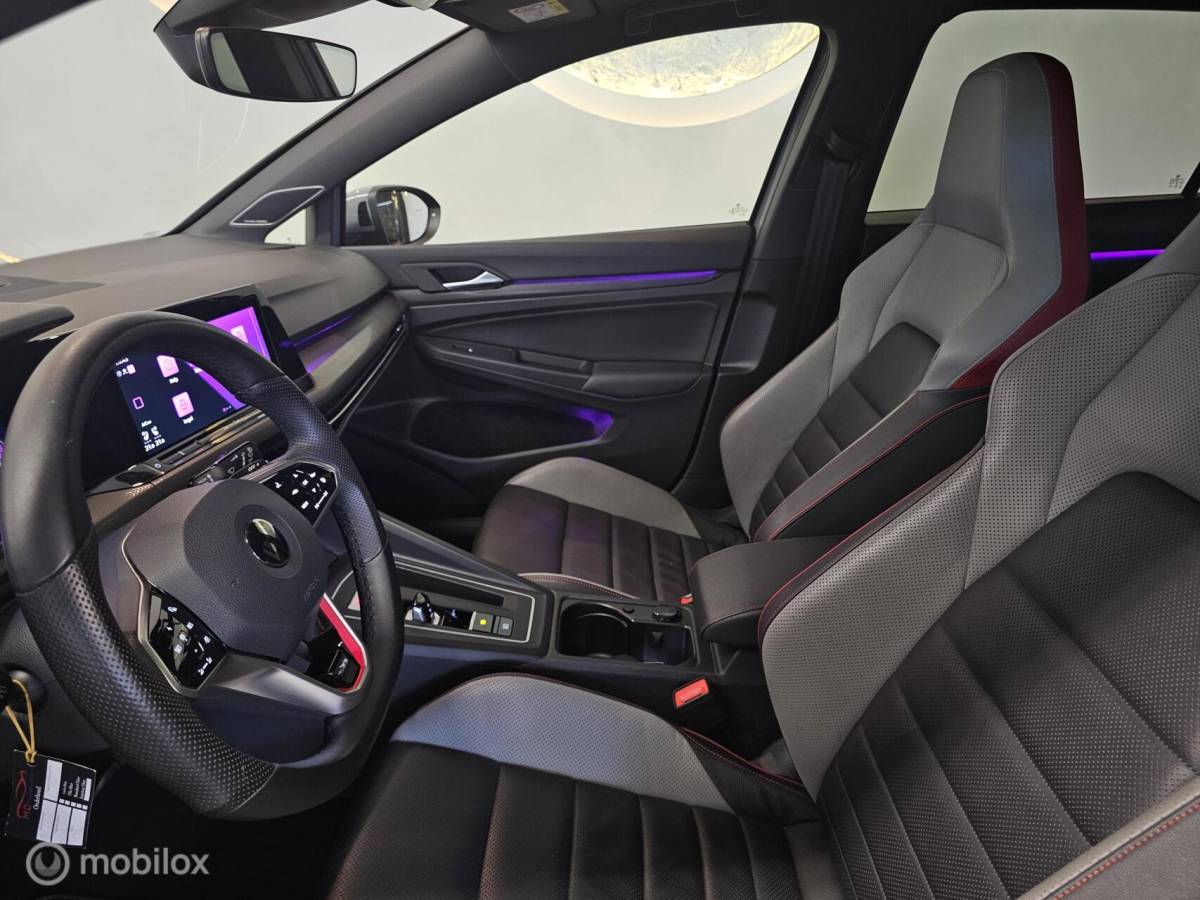 Volkswagen Golf Volkswagen Golf 2.0 TSI GTI Panorama/Leder/HUD/Harman Kardon/Stoelventilatie