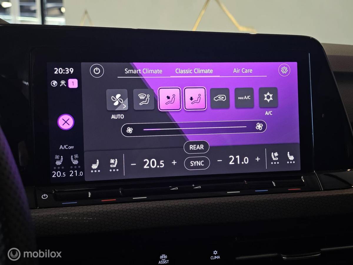 Volkswagen Golf Volkswagen Golf 2.0 TSI GTI Panorama/Leder/HUD/Harman Kardon/Stoelventilatie