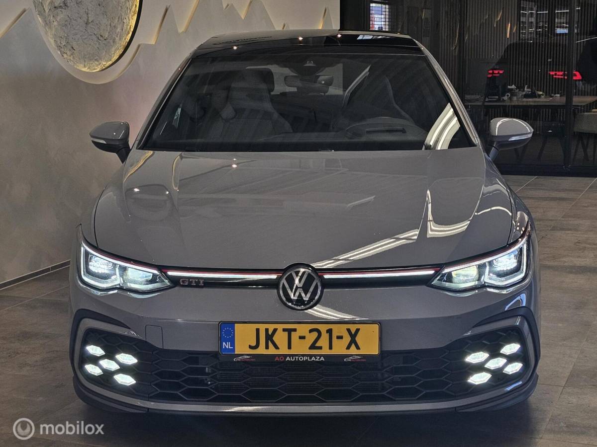 Volkswagen Golf Volkswagen Golf 2.0 TSI GTI Panorama/Leder/HUD/Harman Kardon/Stoelventilatie