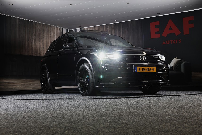 Volkswagen Tiguan Volkswagen TIGUAN 1.4 TSI eHybrid R-Line Business+ / Leder / Memory / Elek Stoelen / Acc / Dode Hoek / 360 Camera / Head Up / Pano