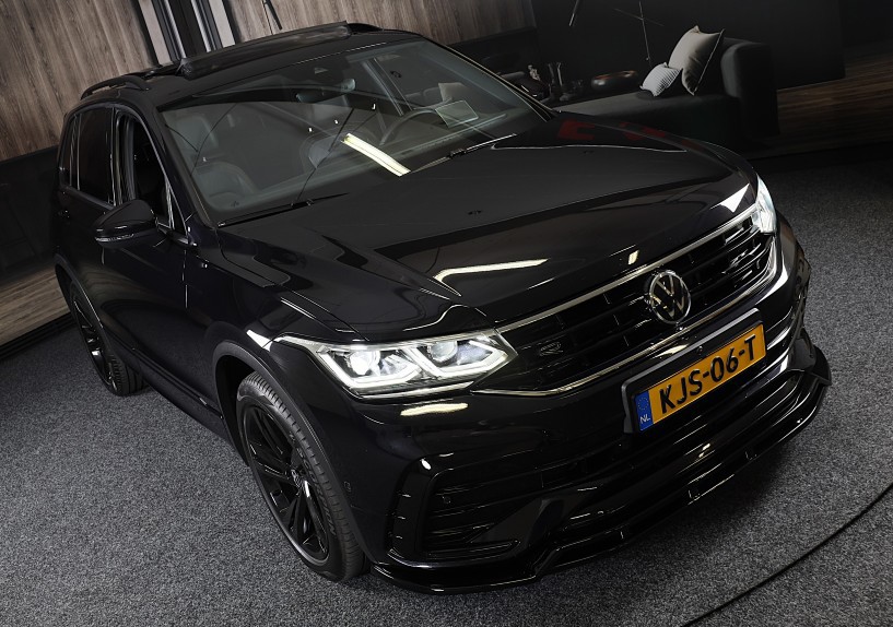 Volkswagen Tiguan Volkswagen TIGUAN 1.4 TSI eHybrid R-Line Business+ / Leder / Memory / Elek Stoelen / Acc / Dode Hoek / 360 Camera / Head Up / Pano