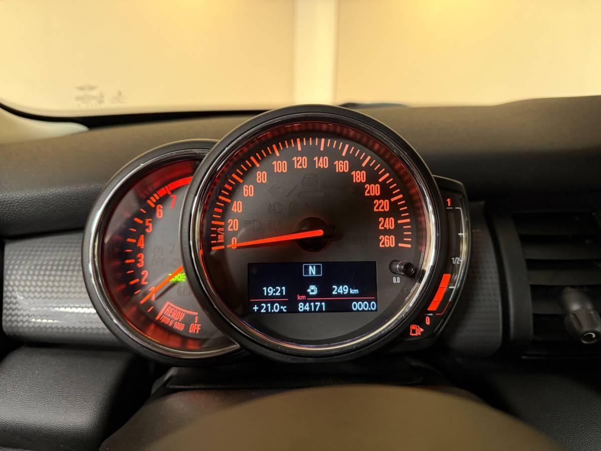MINI 3-Deurs Mini 3-Deurs 1.5 Cooper *Dealer OH* Wireless Carplay|Racing stripes|Navi|Cruise|Neon-ring|NAP