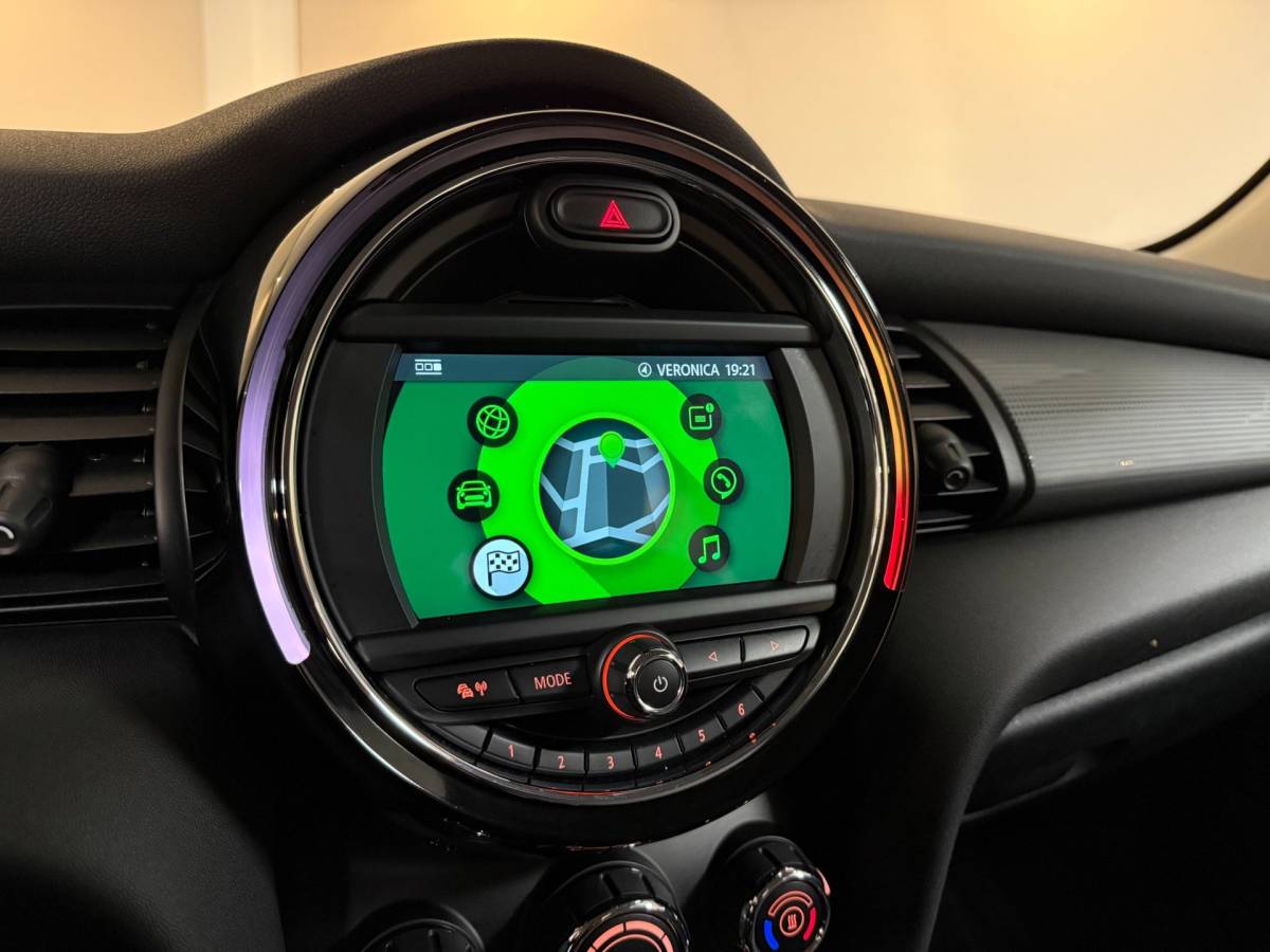MINI 3-Deurs Mini 3-Deurs 1.5 Cooper *Dealer OH* Wireless Carplay|Racing stripes|Navi|Cruise|Neon-ring|NAP