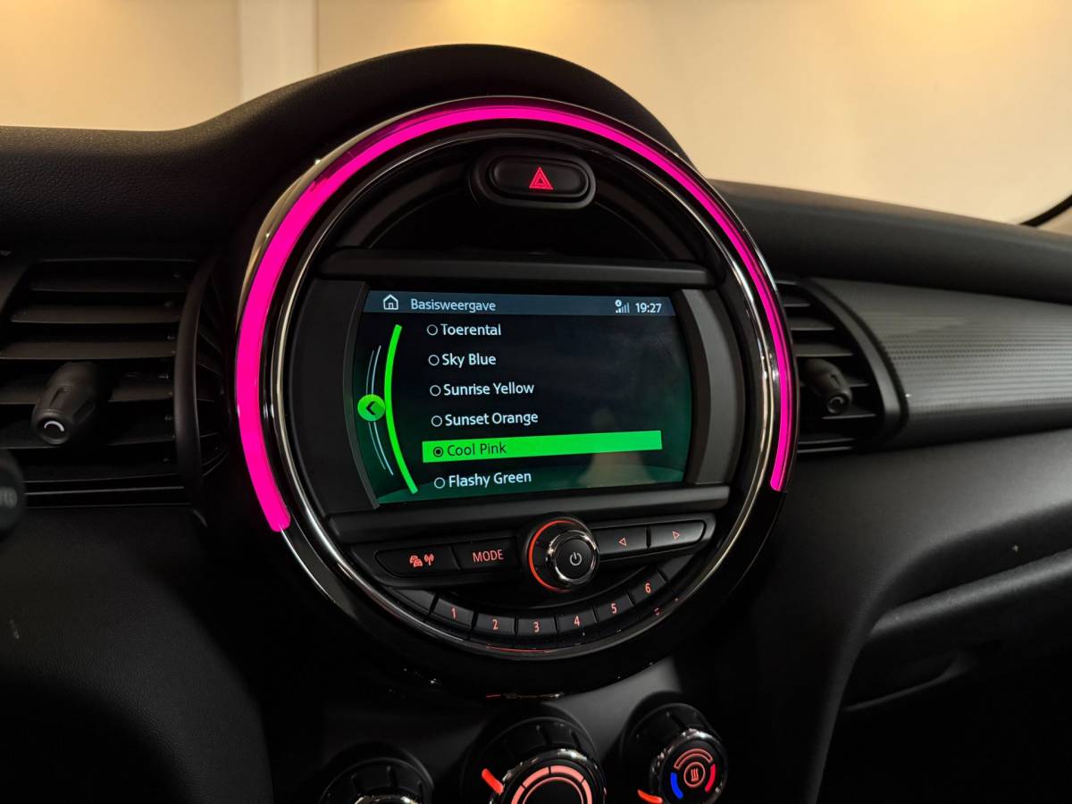 MINI 3-Deurs Mini 3-Deurs 1.5 Cooper *Dealer OH* Wireless Carplay|Racing stripes|Navi|Cruise|Neon-ring|NAP