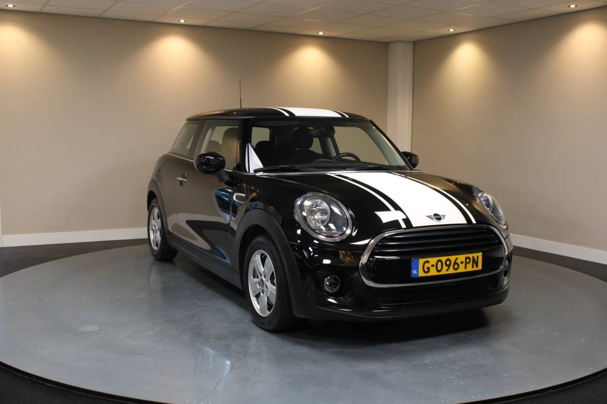 MINI 3-Deurs Mini 3-Deurs 1.5 Cooper *Dealer OH* Wireless Carplay|Racing stripes|Navi|Cruise|Neon-ring|NAP