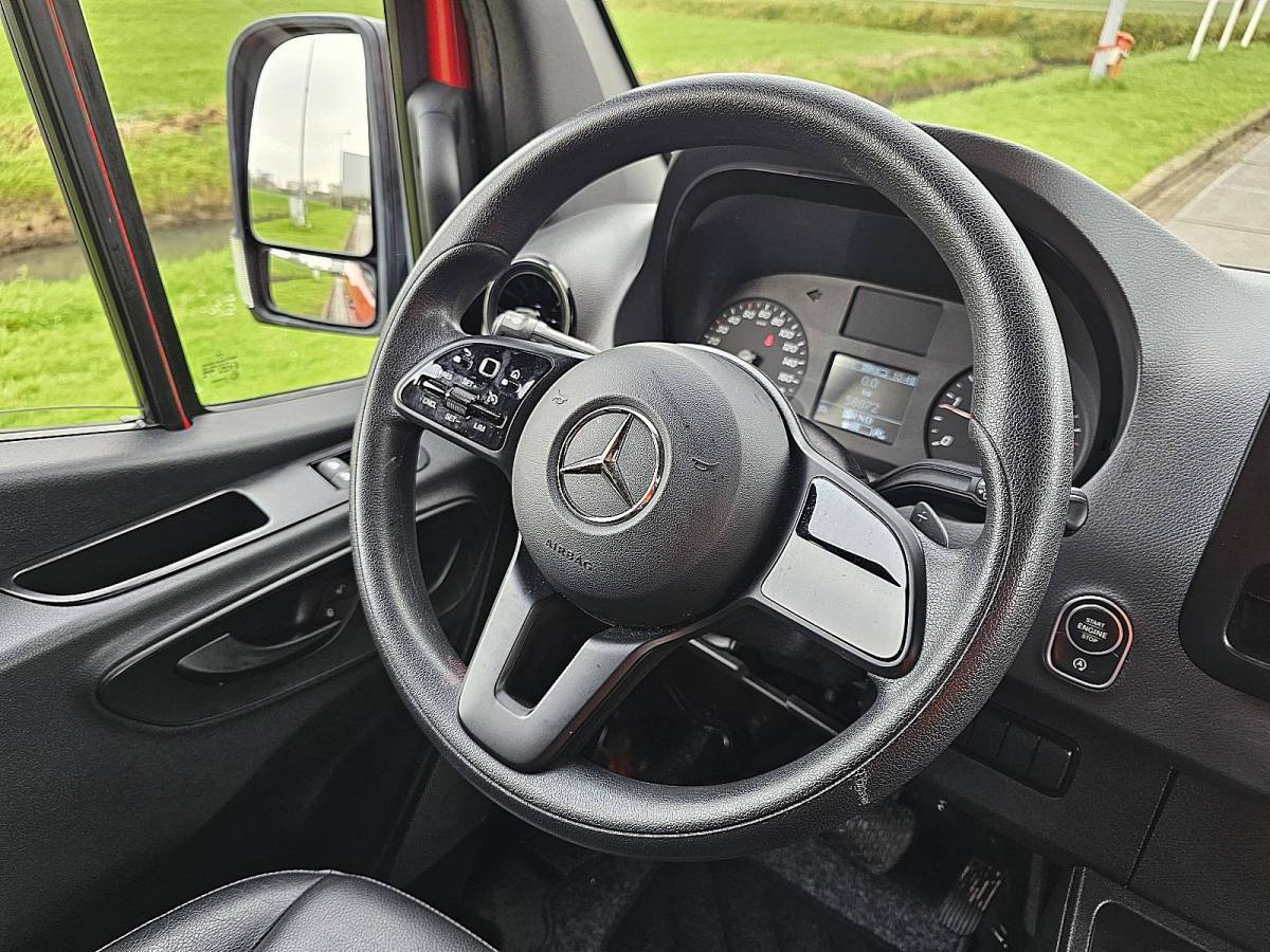 Mercedes-Benz Sprinter MERCEDES-BENZ SPRINTER 214 l2h2 airco automaat