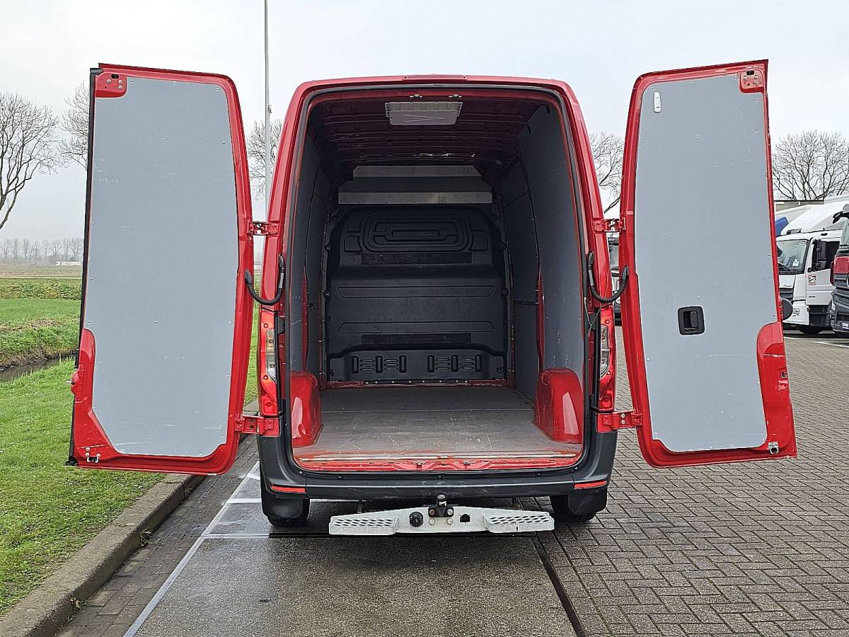 Mercedes-Benz Sprinter MERCEDES-BENZ SPRINTER 214 l2h2 airco automaat