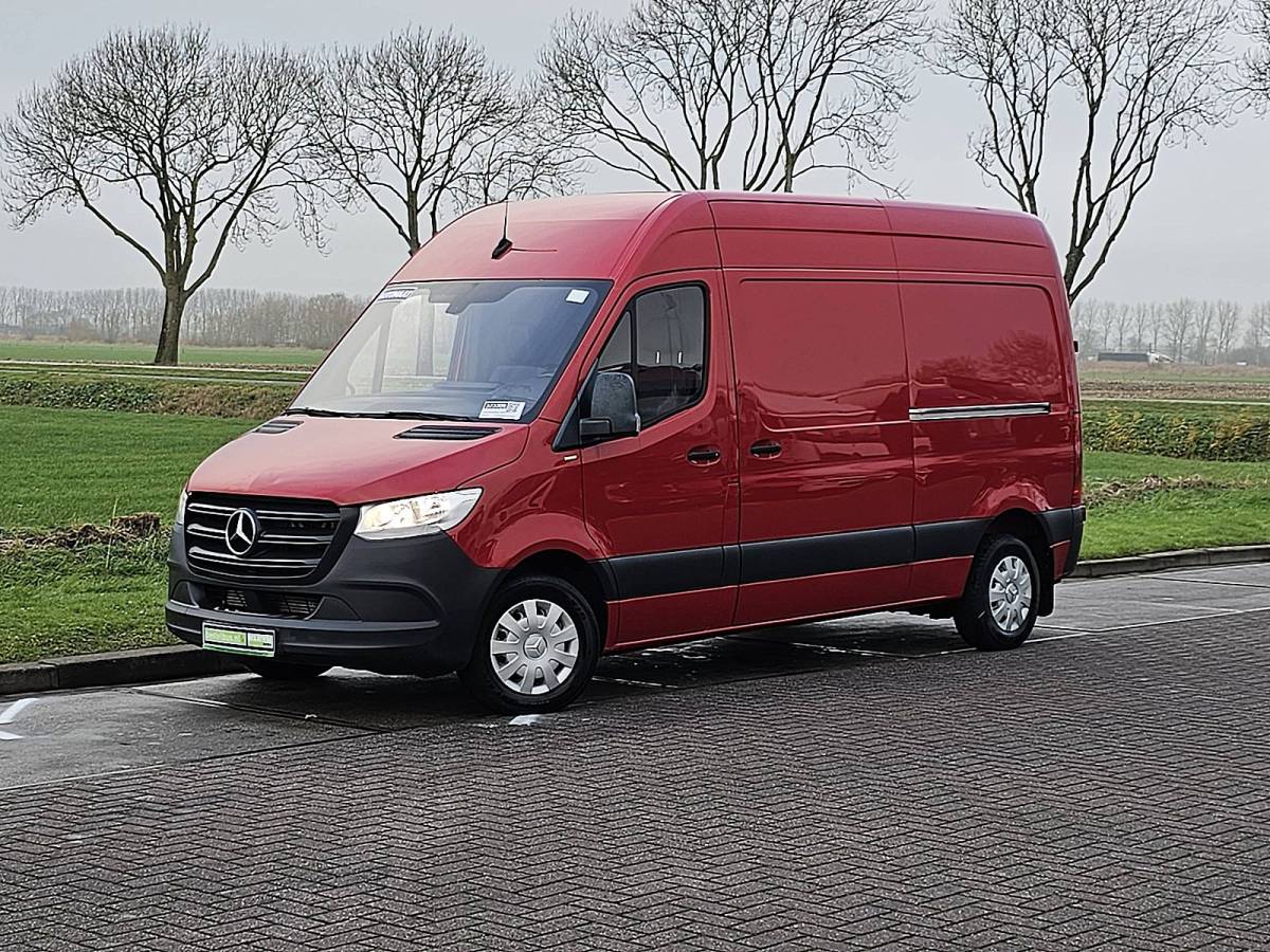 Mercedes-Benz Sprinter MERCEDES-BENZ SPRINTER 214 l2h2 airco automaat