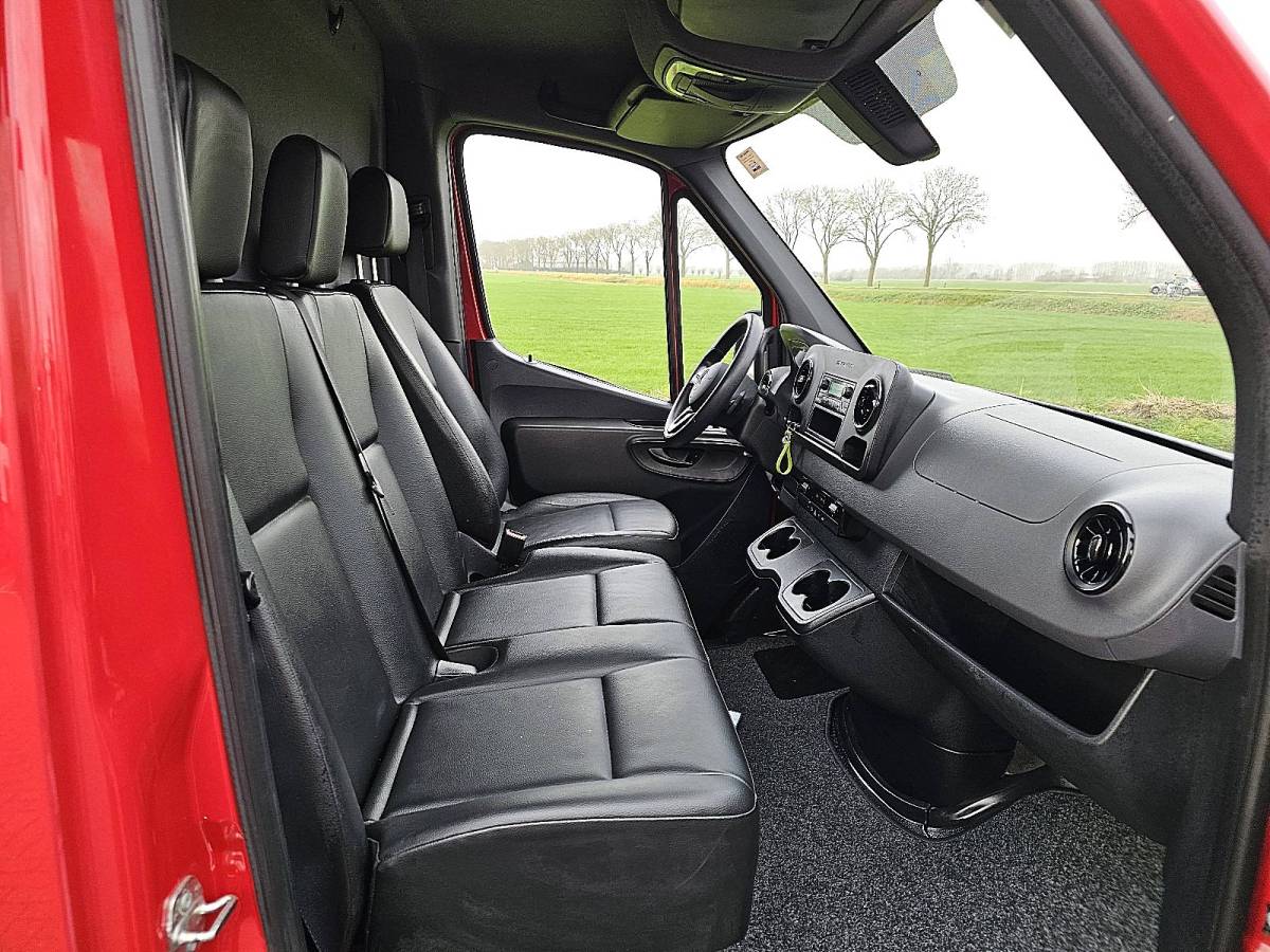Mercedes-Benz Sprinter MERCEDES-BENZ SPRINTER 214 l2h2 airco automaat
