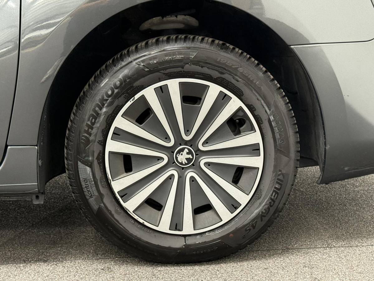 Peugeot Partner Peugeot Partner 120 1.6 BlueHDi 75 L1 XR MARGE Airco Navigatie Cruise Control Trekhaak Parkeersensoren