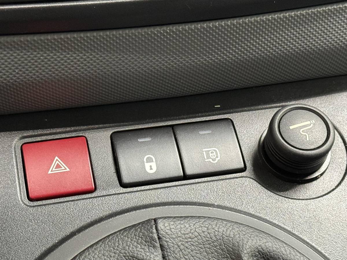 Peugeot Partner Peugeot Partner 120 1.6 BlueHDi 75 L1 XR MARGE Airco Navigatie Cruise Control Trekhaak Parkeersensoren
