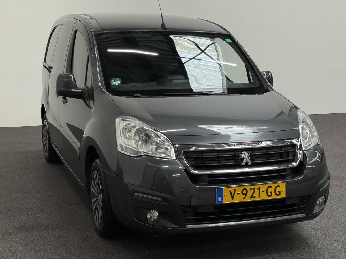 Peugeot Partner Peugeot Partner 120 1.6 BlueHDi 75 L1 XR MARGE Airco Navigatie Cruise Control Trekhaak Parkeersensoren