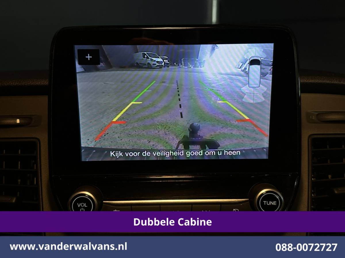 Ford Transit Custom Ford Transit Custom 2.0 TDCI 131pk L2H1 Dubbele Cabine Euro6 Airco | 5-Zits | Camera | Apple Carplay | LED | 2800kg Trekhaak Android Auto, Cruisecontrol, Parkeersensoren, Stoelverwarming, Verwarmde voorruit, Dakdragers